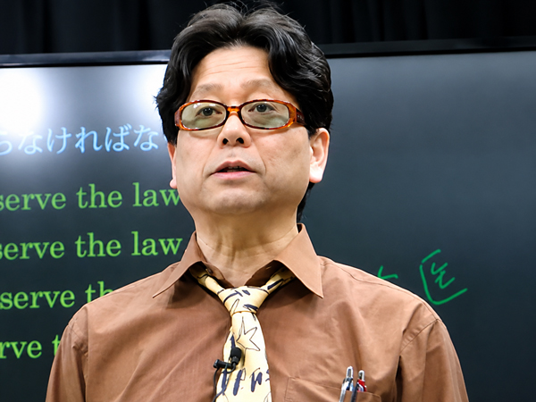 ハイレベル英作文担当 安武内 ひろし先生